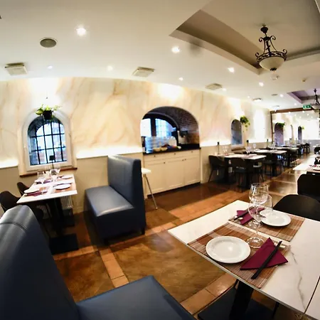 Jess Krolewski Old Town Hotel